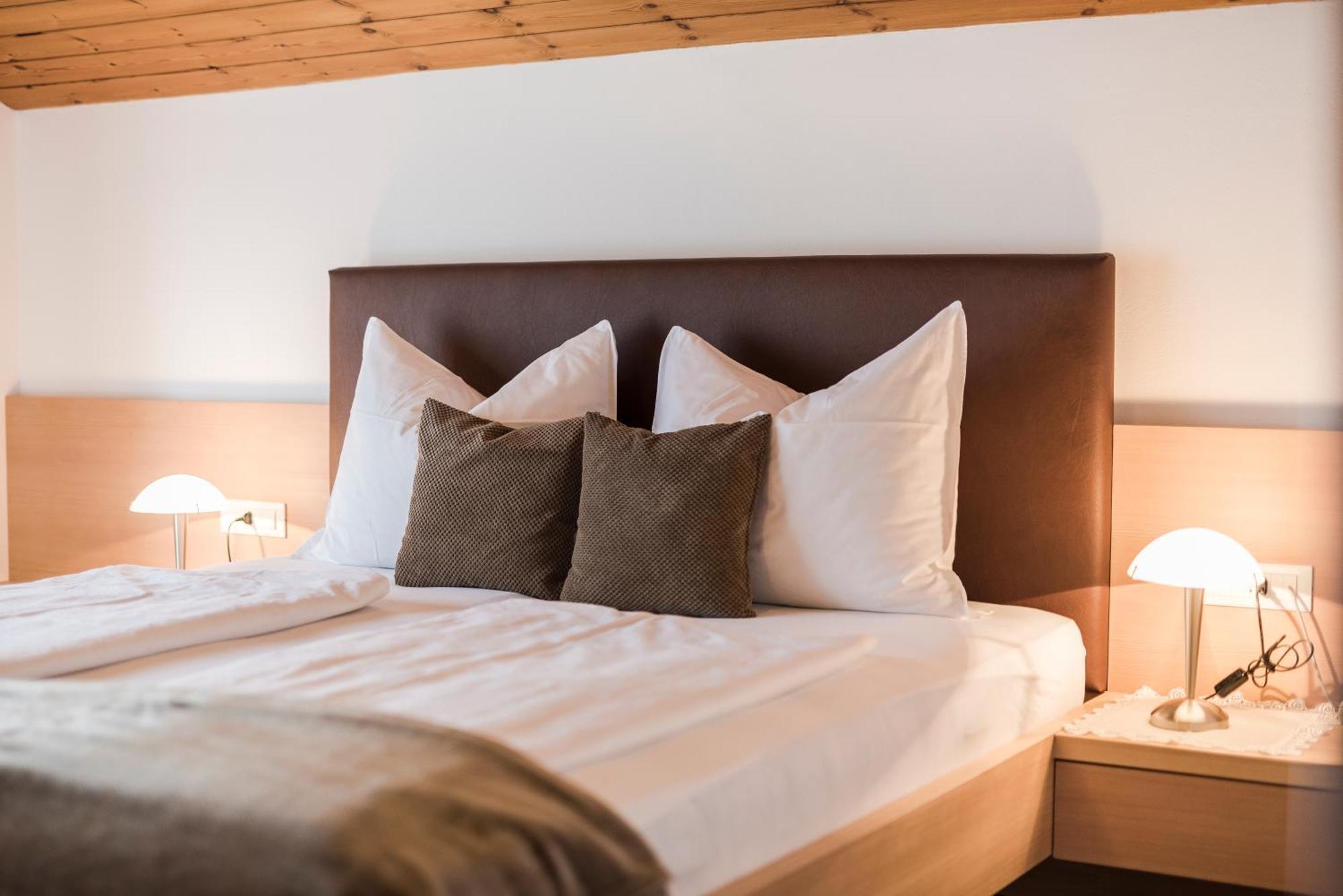 Heidi & Edith Family Aparthotel Rabla Ngoại thất bức ảnh