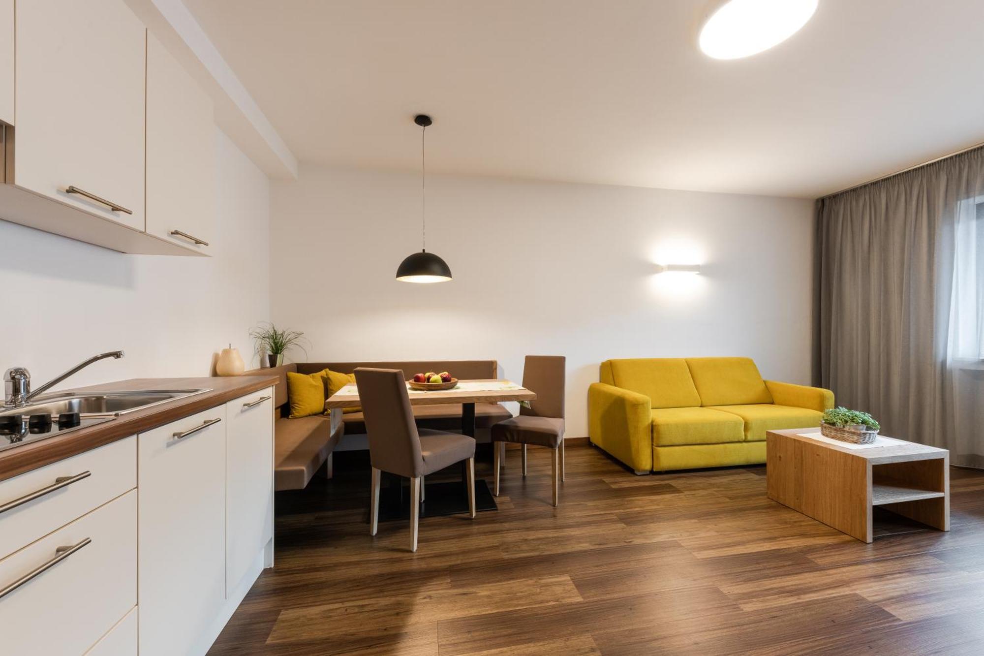 Heidi & Edith Family Aparthotel Rabla Ngoại thất bức ảnh