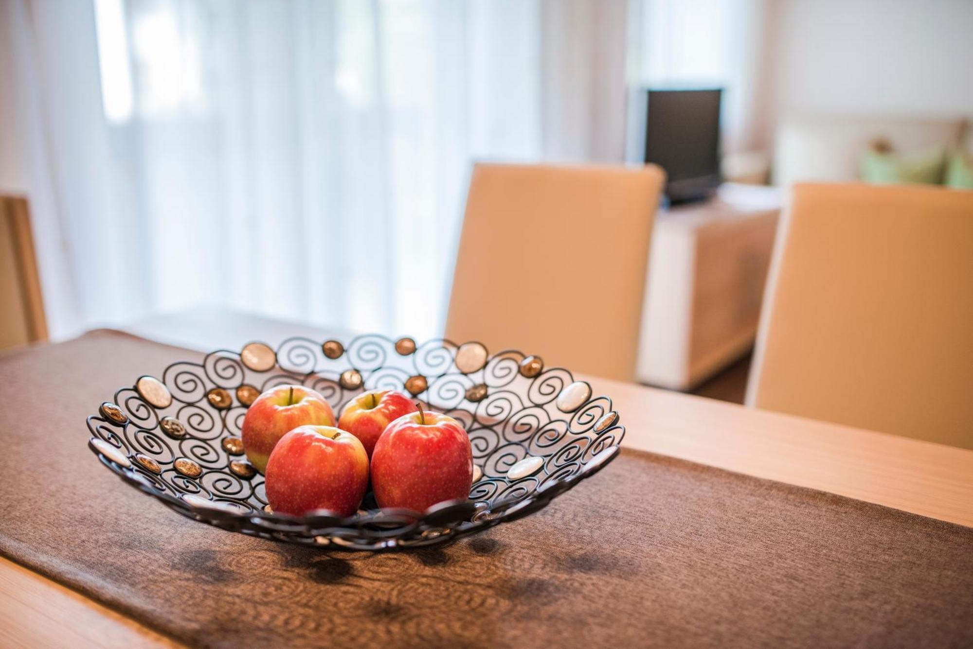 Heidi & Edith Family Aparthotel Rabla Ngoại thất bức ảnh