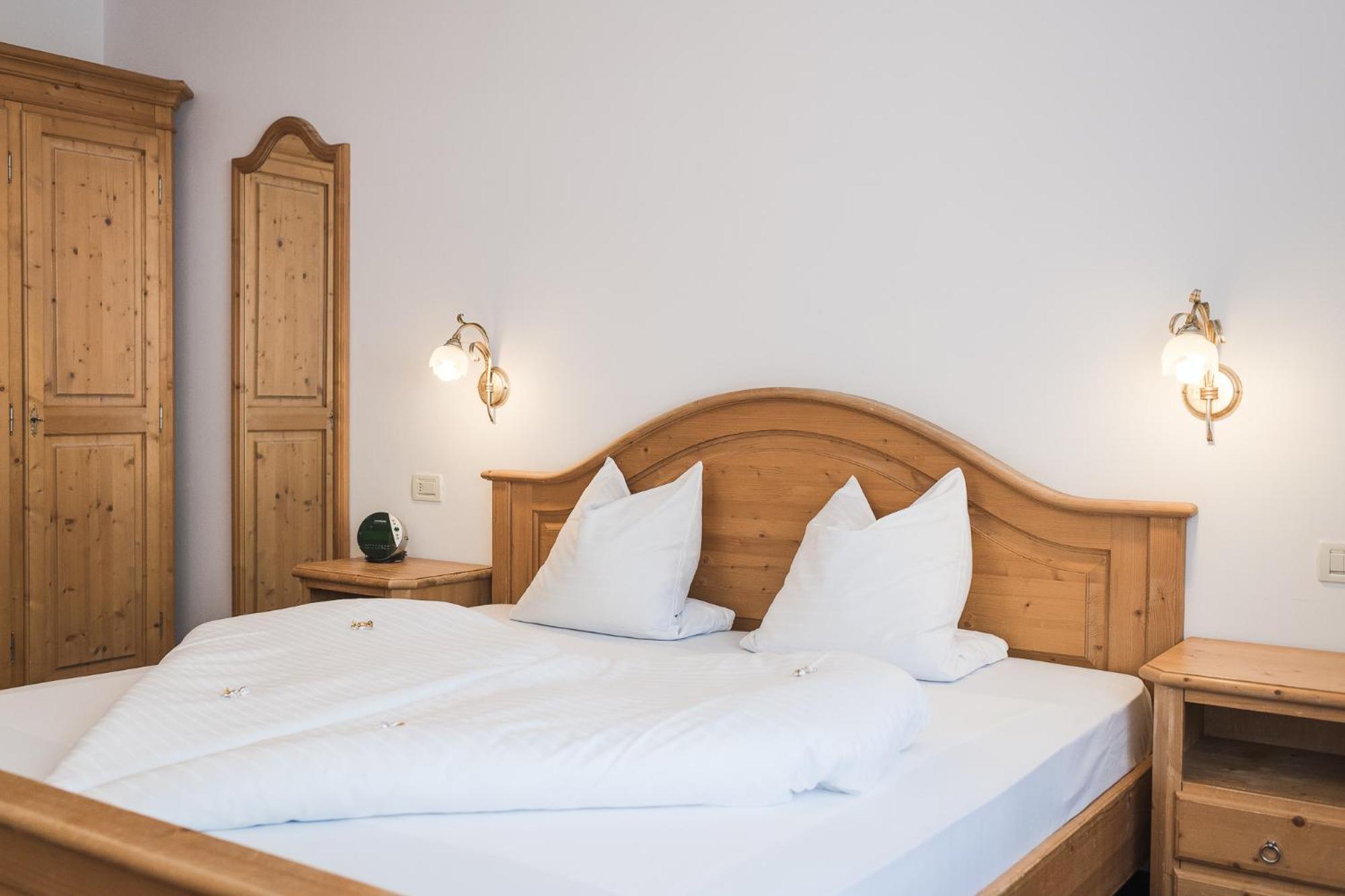 Heidi & Edith Family Aparthotel Rabla Ngoại thất bức ảnh