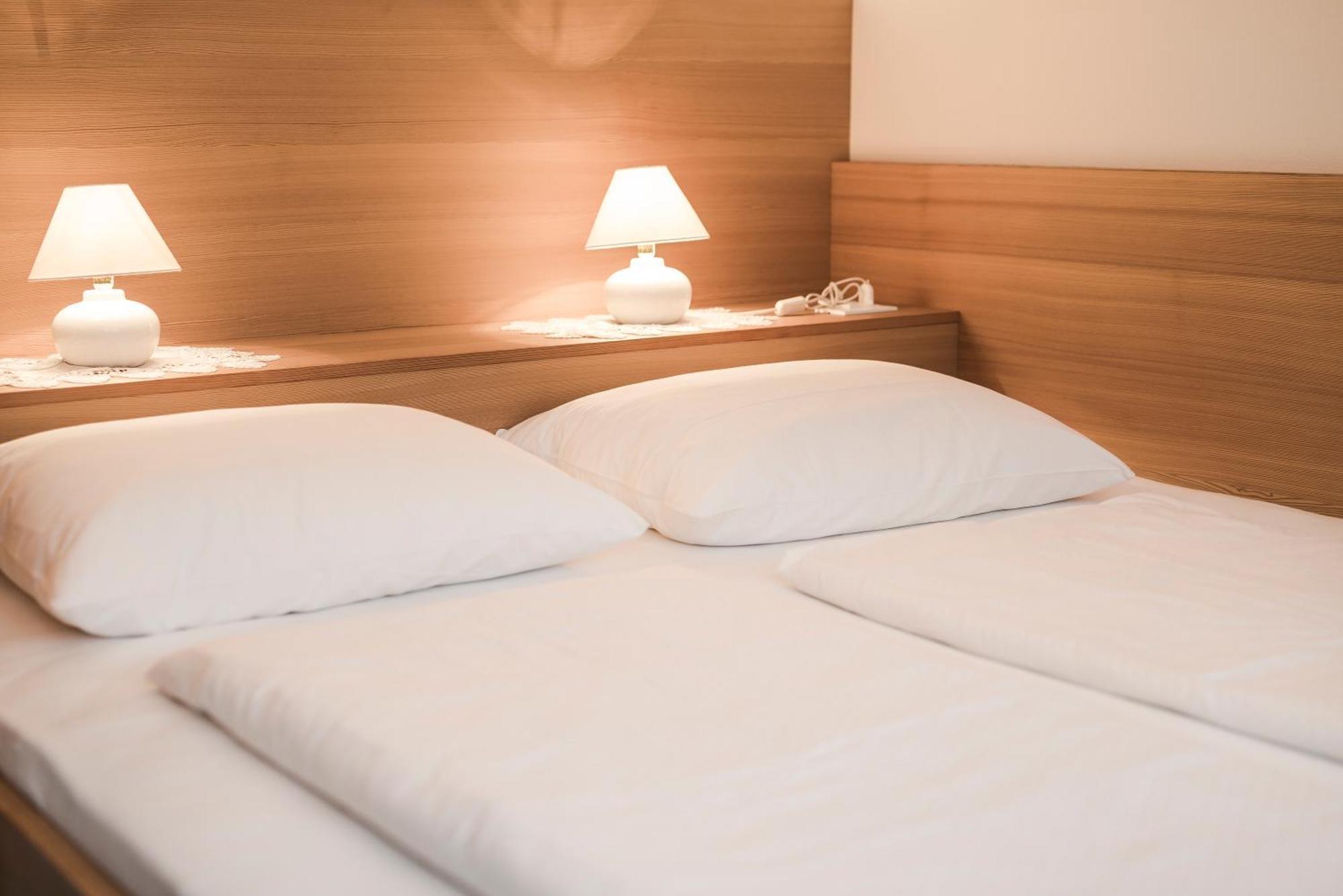 Heidi & Edith Family Aparthotel Rabla Ngoại thất bức ảnh