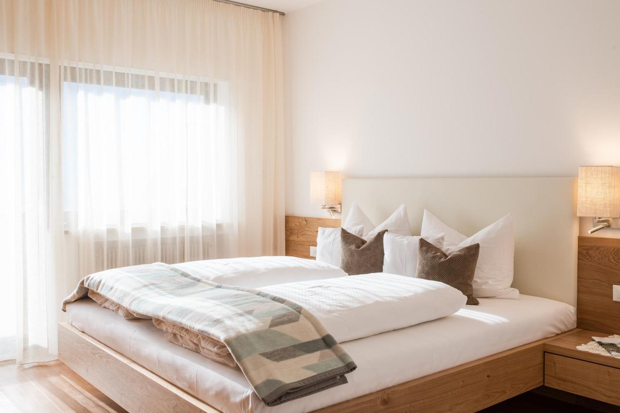 Heidi & Edith Family Aparthotel Rabla Ngoại thất bức ảnh